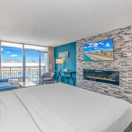 Immaculate! Led Fireplace - Renovated King Suite - Sleeps 4! - Landmark Resort 1508
